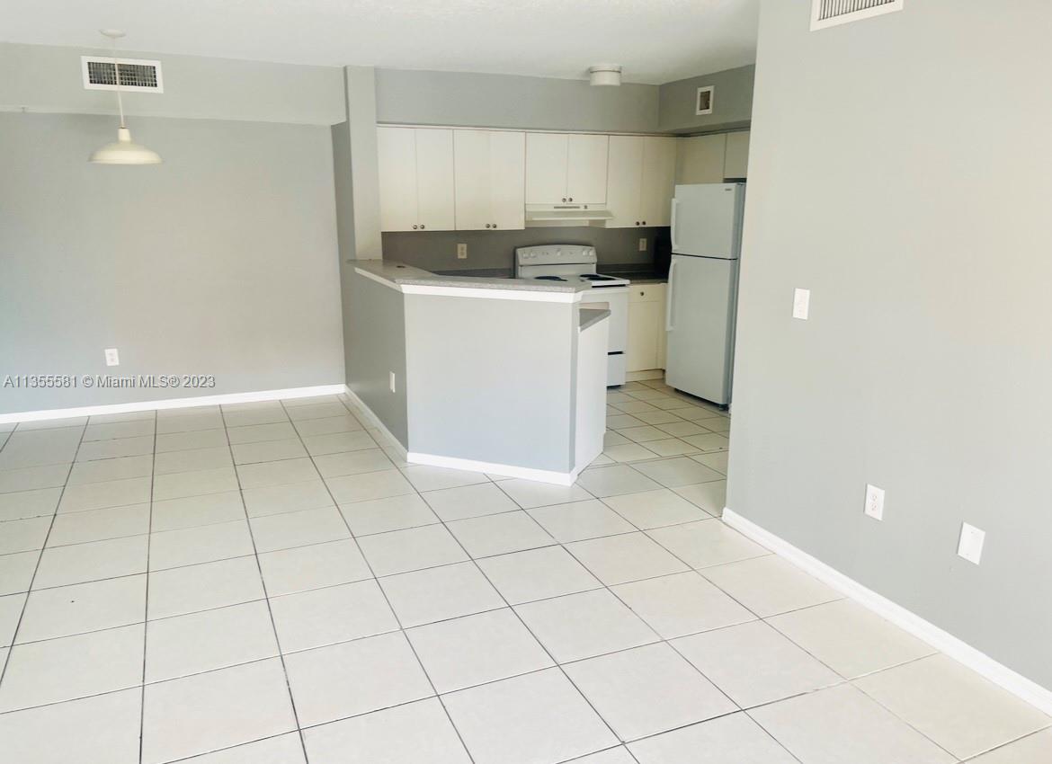 THE OAKS AT MIAMI GARDENS - Residential Lease