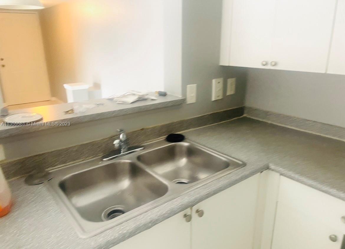 THE OAKS AT MIAMI GARDENS - Residential Lease