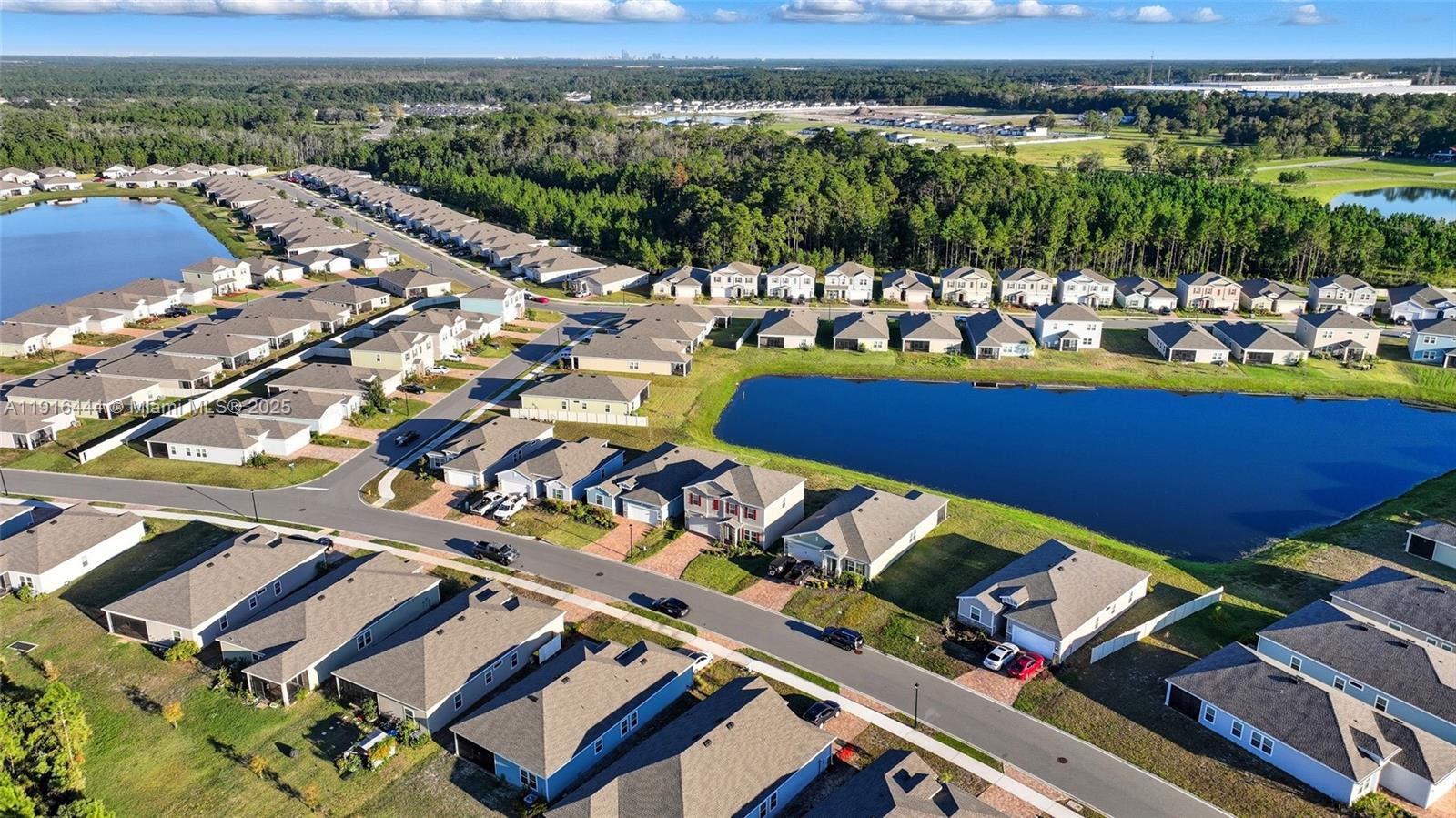 HIGHLAND CHASE - Residential