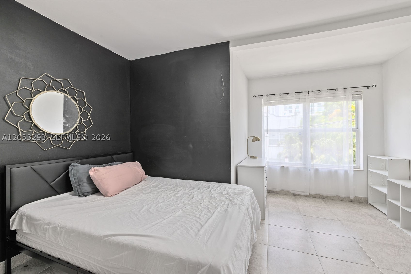 BANYAN PLACE AMD & EXTENS - Residential Lease