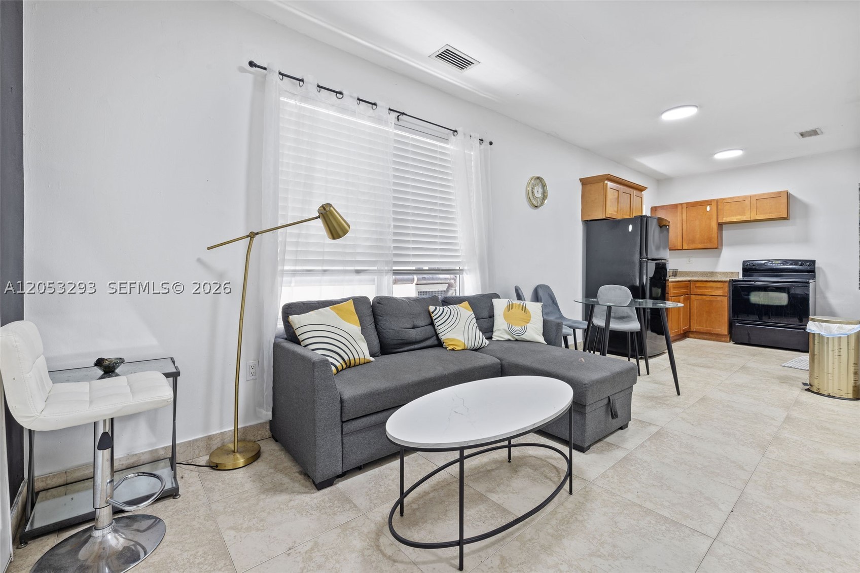 BANYAN PLACE AMD & EXTENS - Residential Lease
