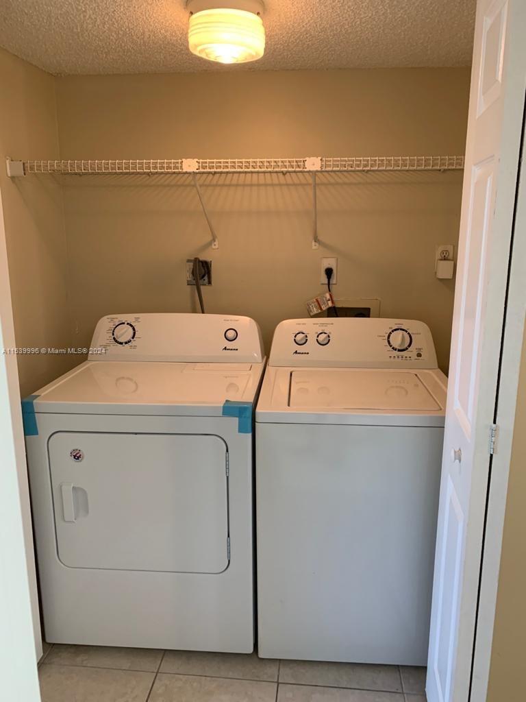 KEYS GATE CONDO NO THREE - Residential