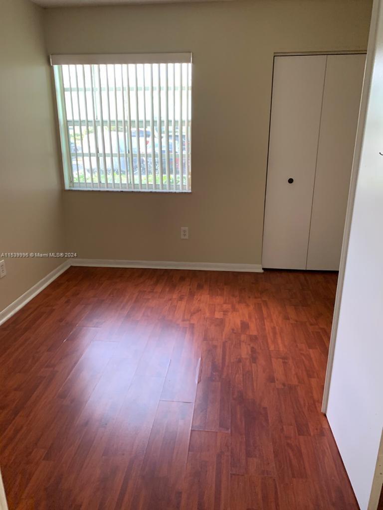 KEYS GATE CONDO NO THREE - Residential