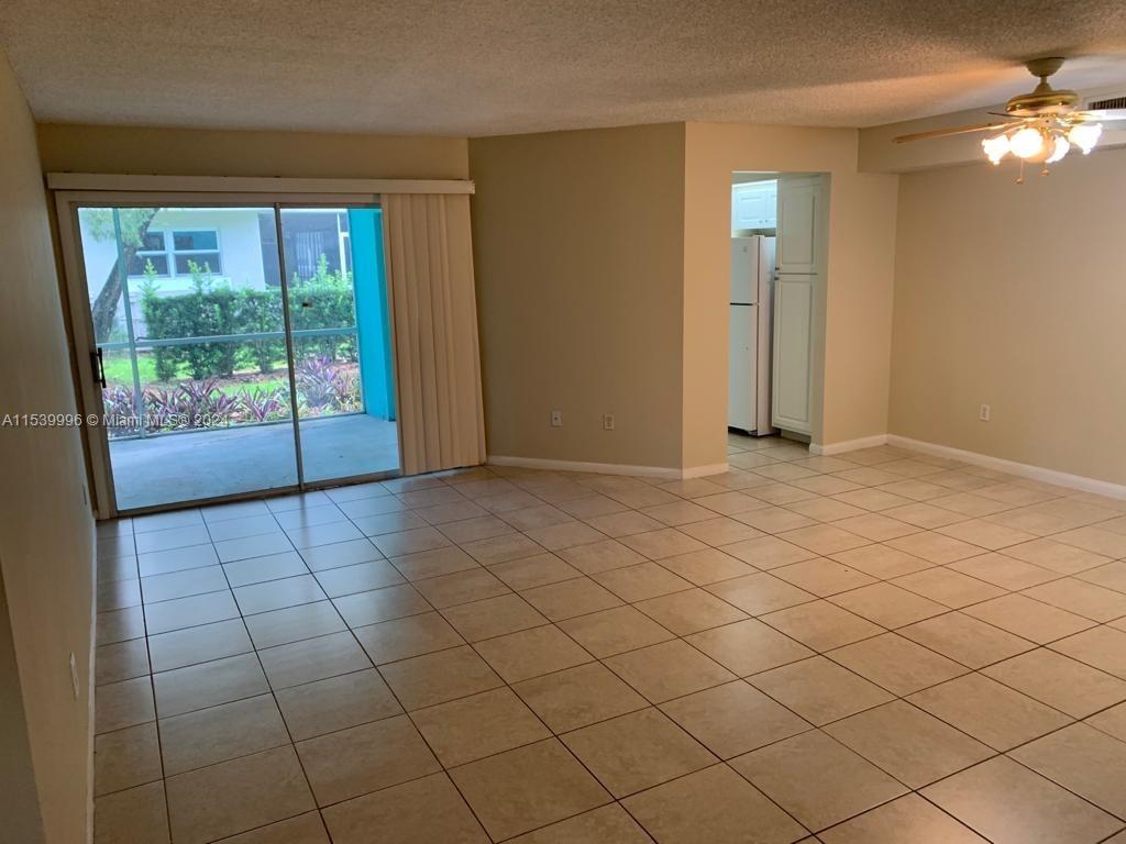 KEYS GATE CONDO NO THREE - Residential