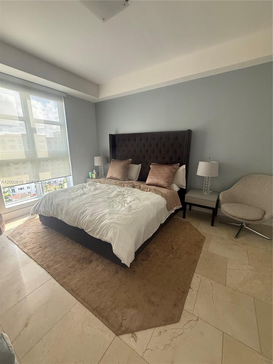 TURNBERRY VLG NO TOWER CO - Residential