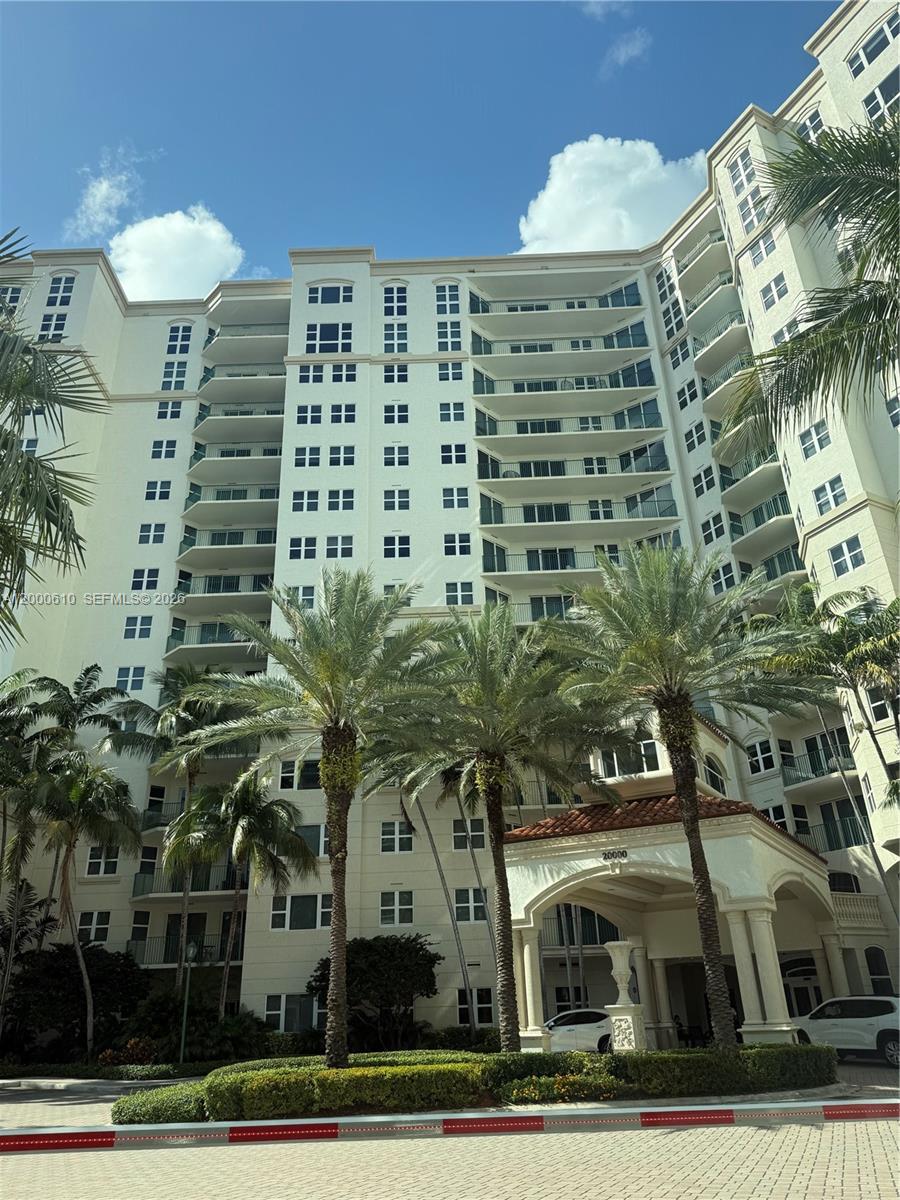 TURNBERRY VLG NO TOWER CO - Residential