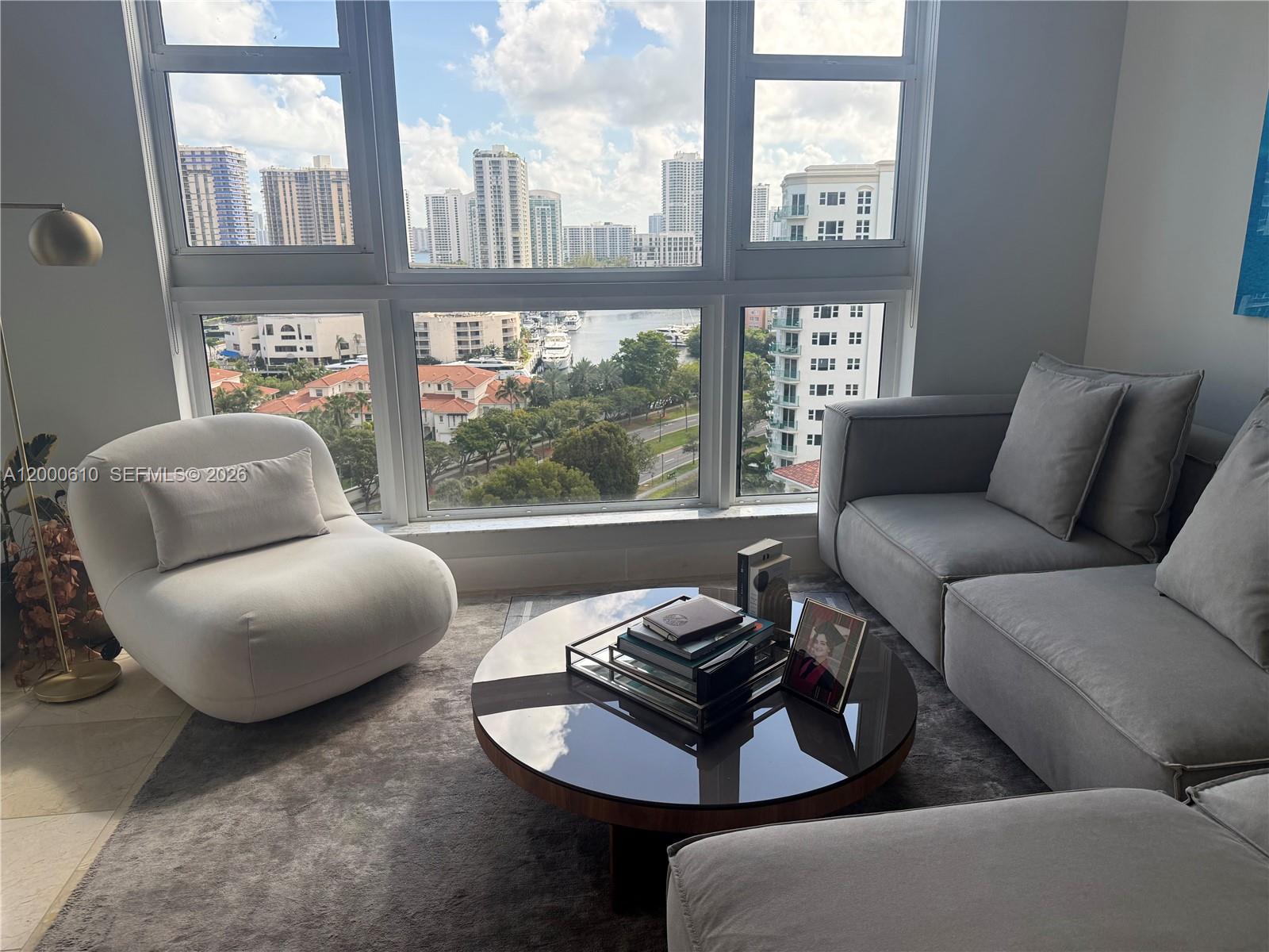 TURNBERRY VLG NO TOWER CO - Residential