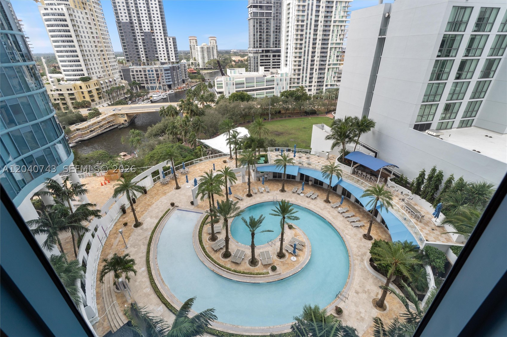 LAS OLAS RIVER HOUSE COND - Residential