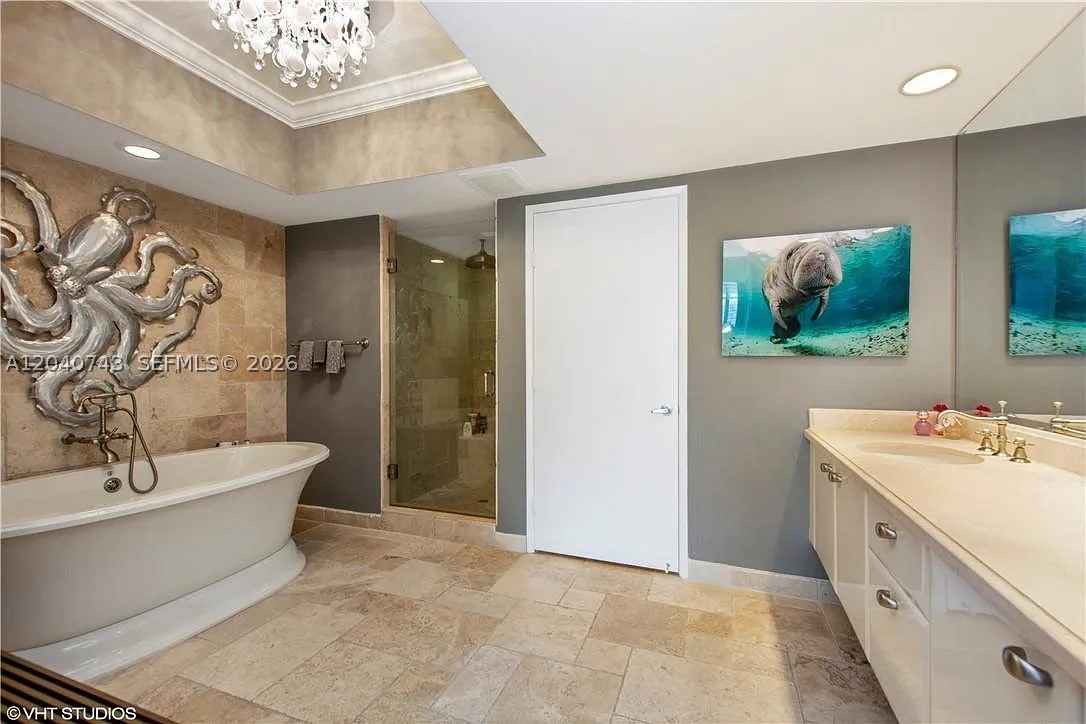 LAS OLAS RIVER HOUSE COND - Residential