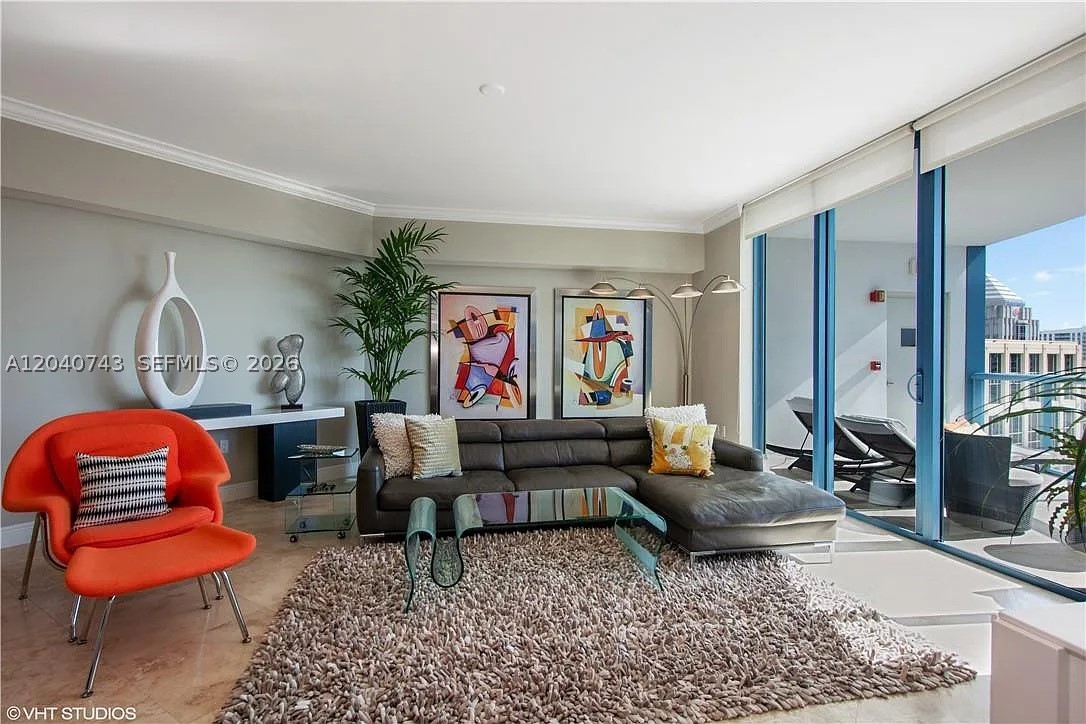 LAS OLAS RIVER HOUSE COND - Residential
