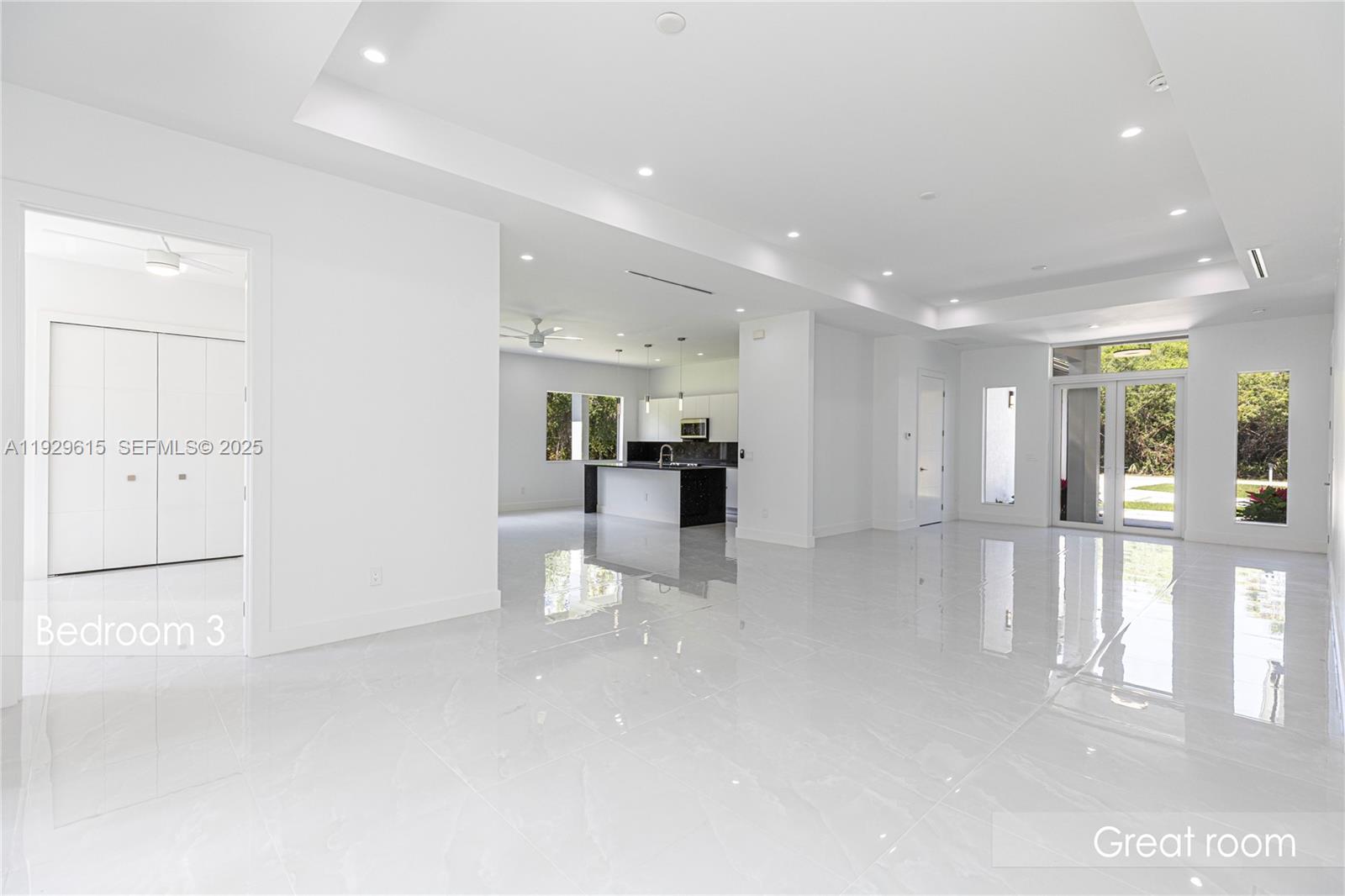 GOLDEN GATE ESTATES - Residential