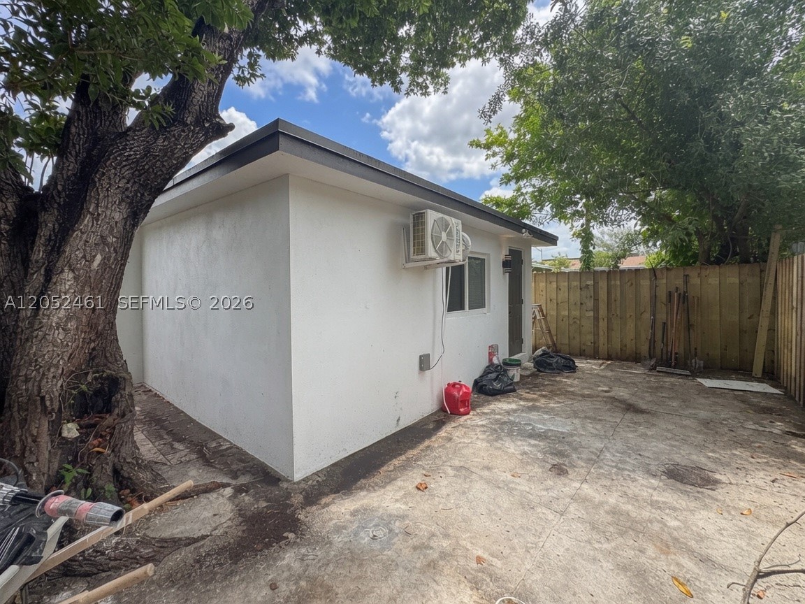 NORTH LIBERTY CITY - Residential