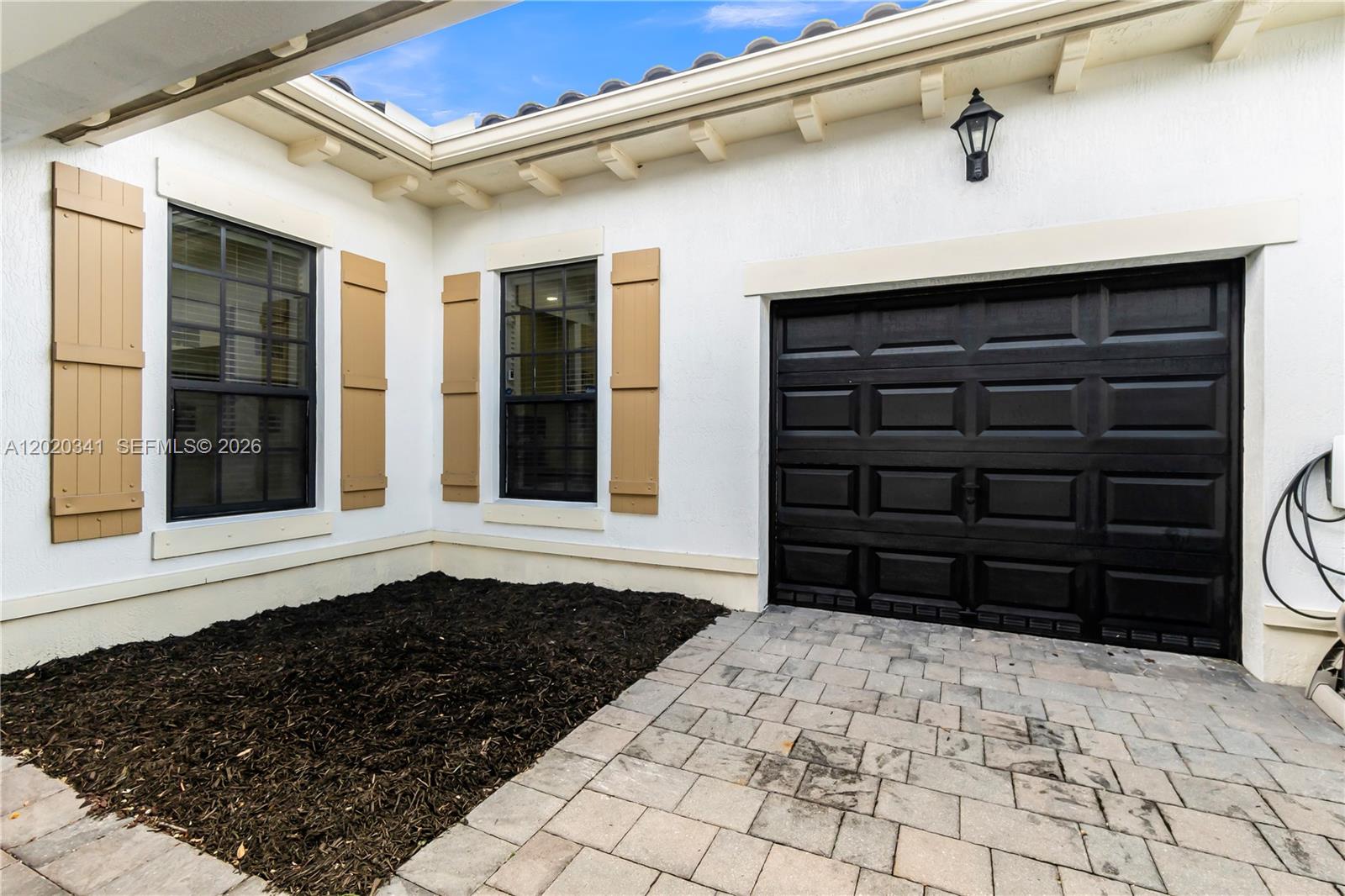KENDALL COMMONS RESIDENTI - Residential