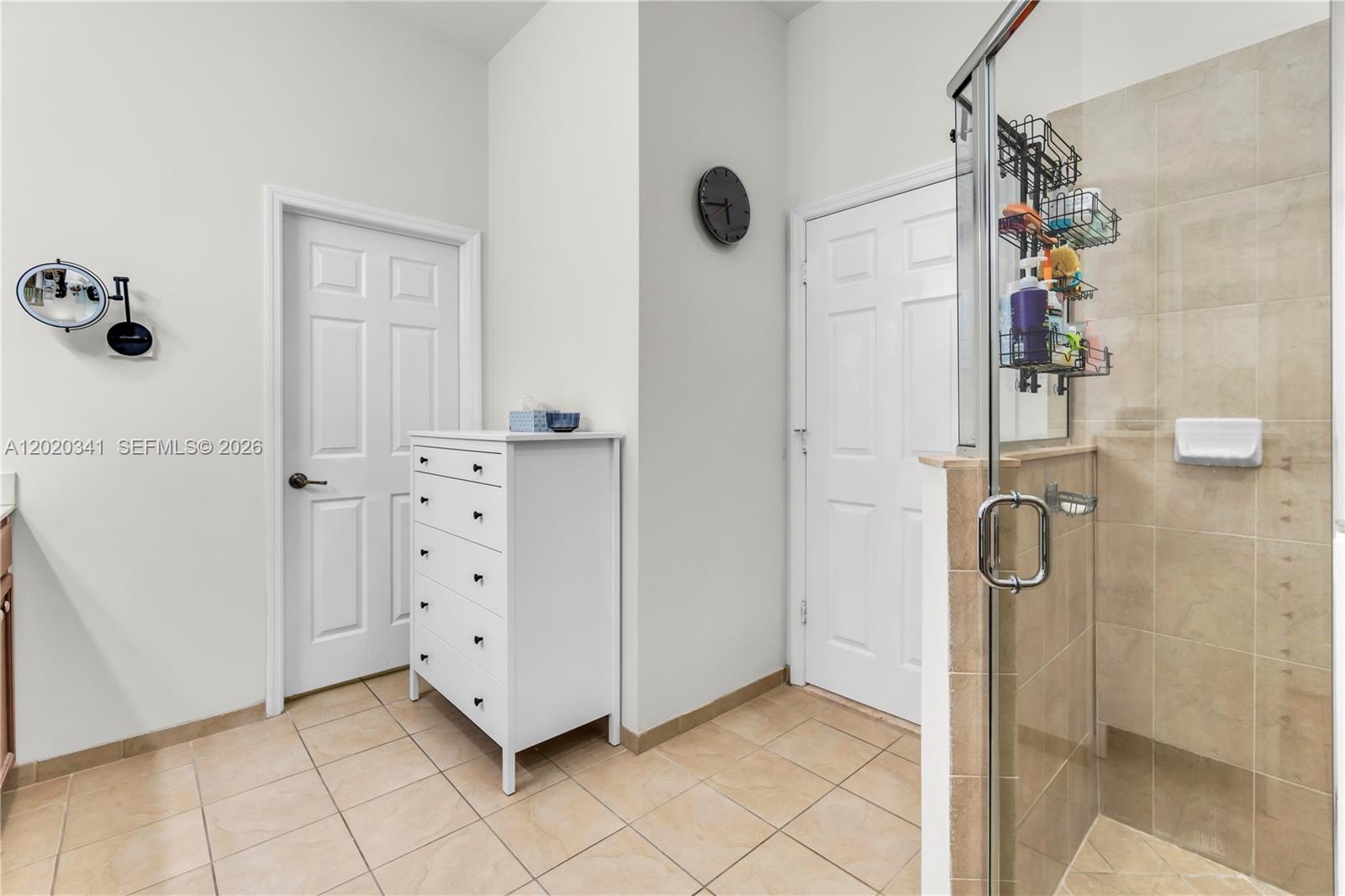 KENDALL COMMONS RESIDENTI - Residential