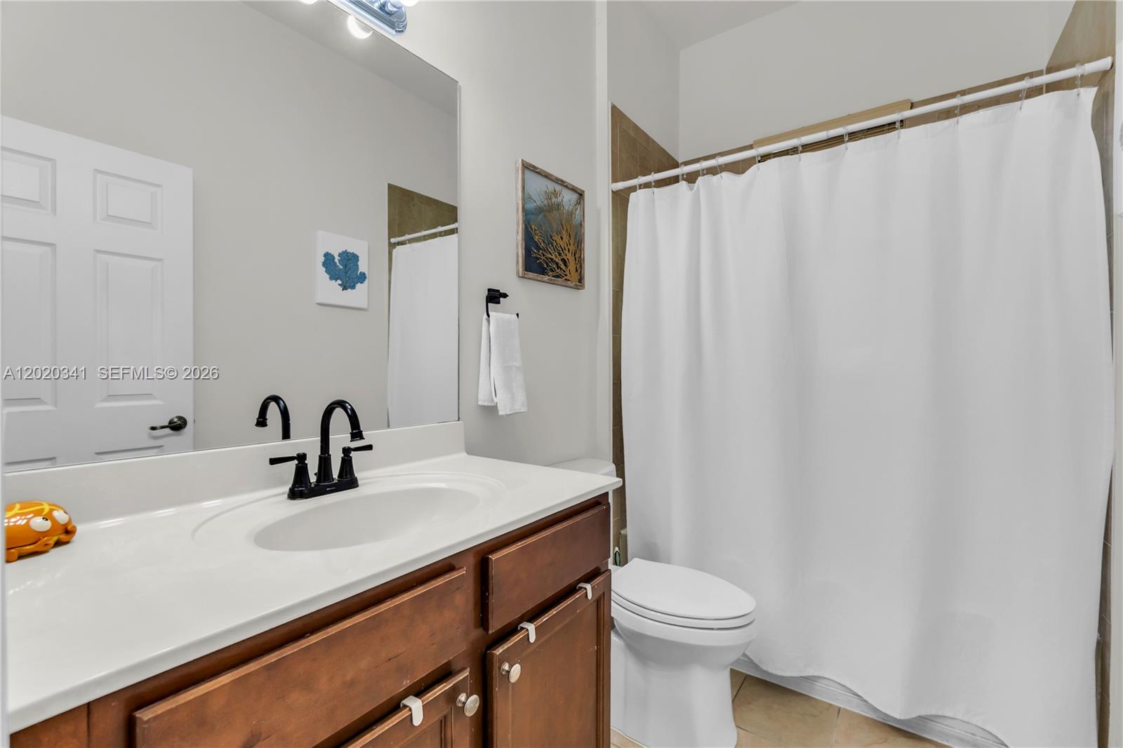 KENDALL COMMONS RESIDENTI - Residential