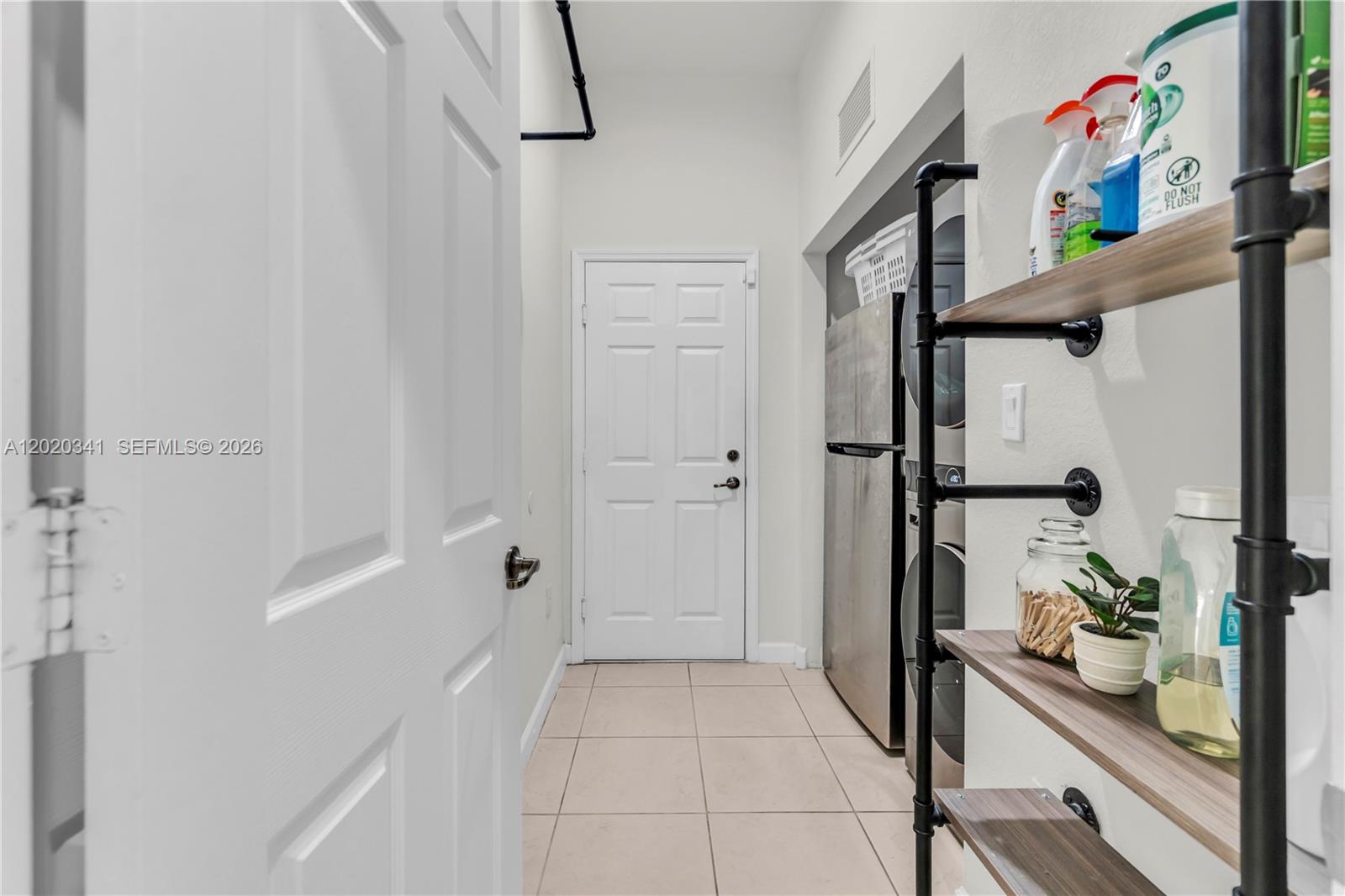 KENDALL COMMONS RESIDENTI - Residential
