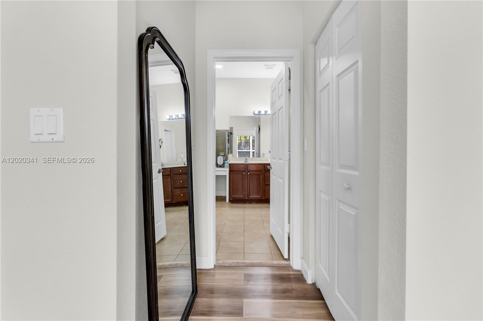 KENDALL COMMONS RESIDENTI - Residential