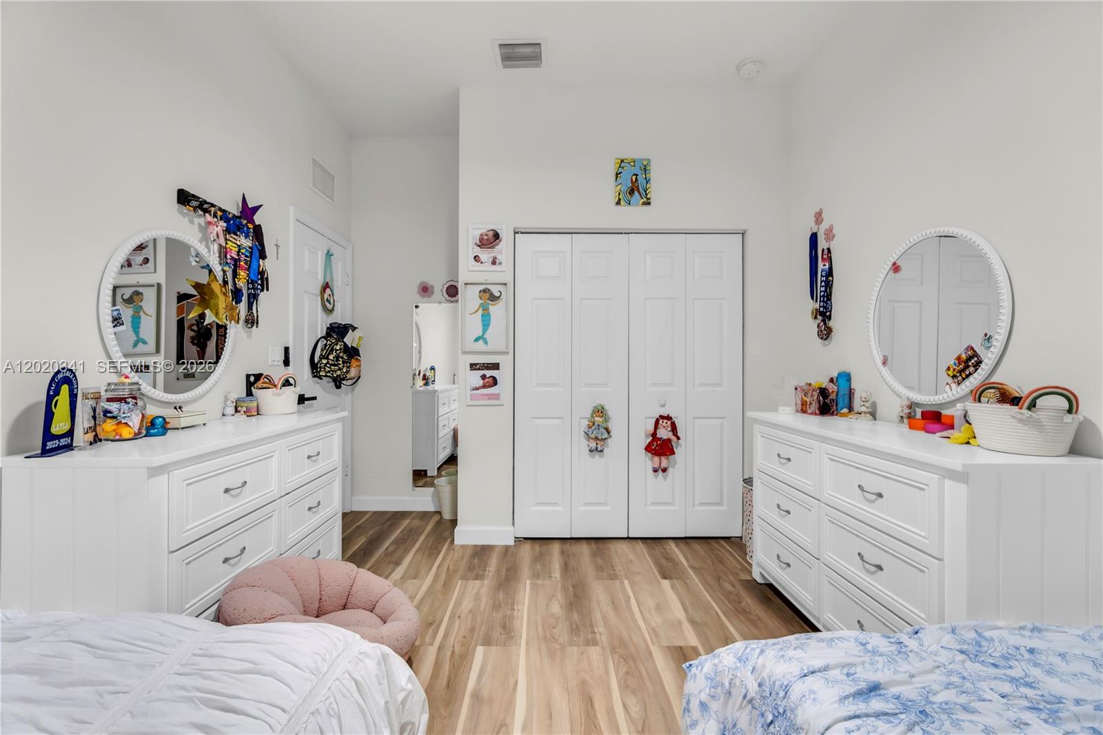 KENDALL COMMONS RESIDENTI - Residential