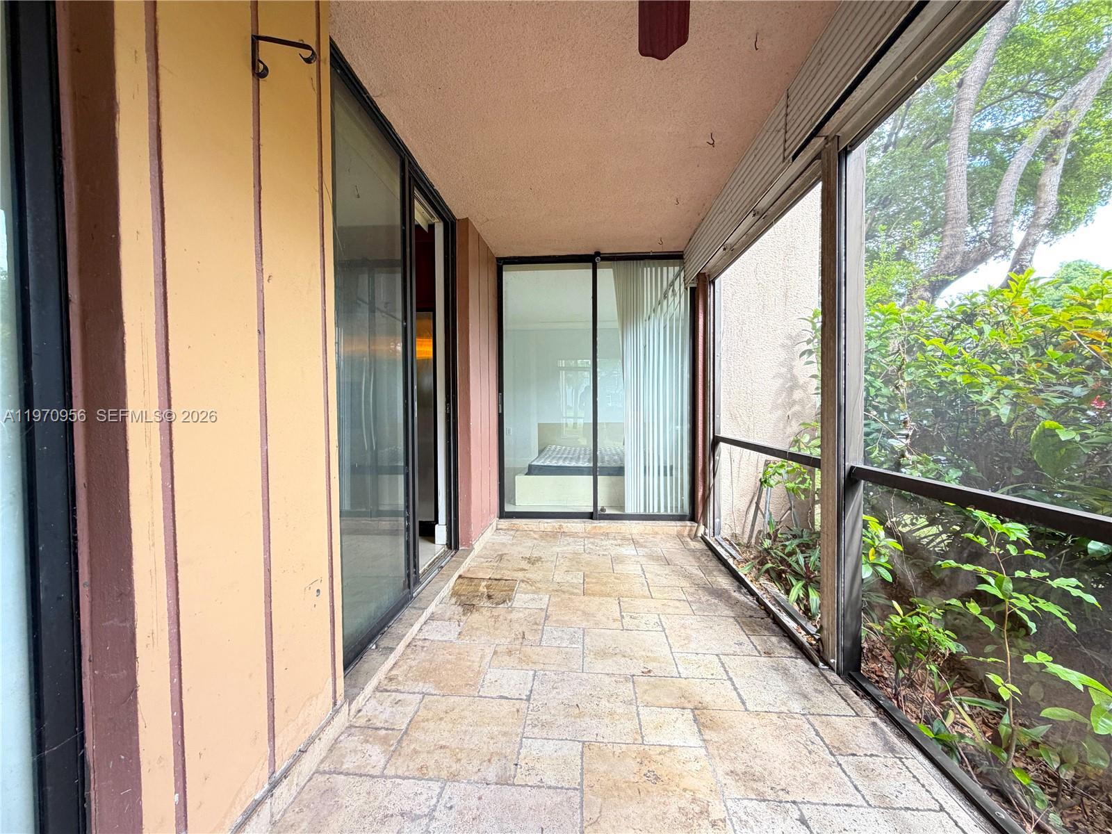 COCO WOOD CONDO - Residential