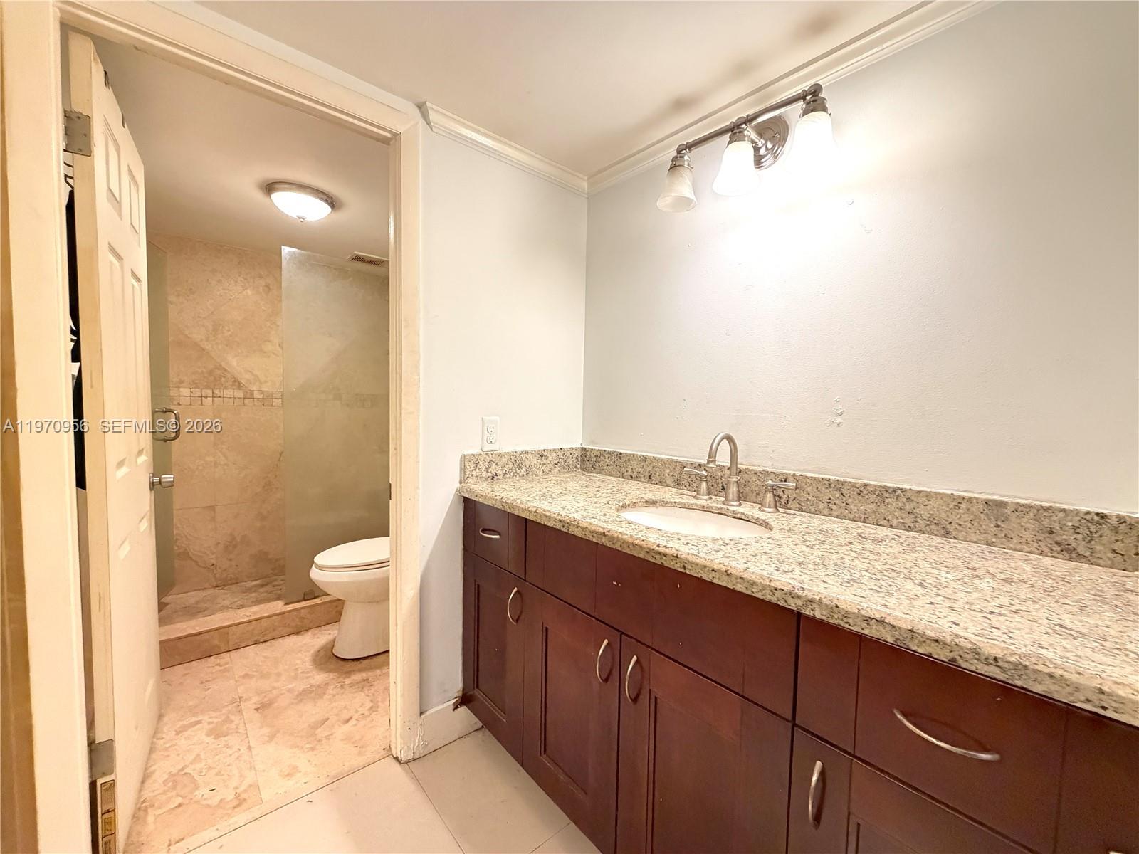 COCO WOOD CONDO - Residential
