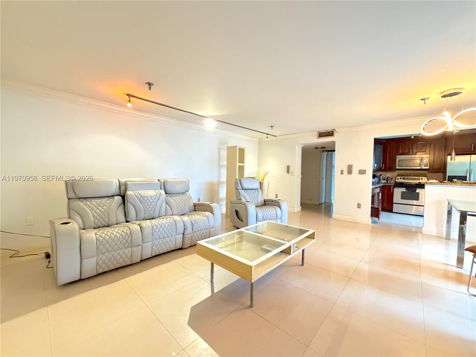 Priced to Sell! 1st Floor 2 bedroom apartment with back door to your parking spots for convenience! Community amenities include a pool, sauna, BBQ area, billiard room, gym and laundry facilities. Great location, close to Aventura Mall, Gulfstream Mall, Hard Rock Stadium.