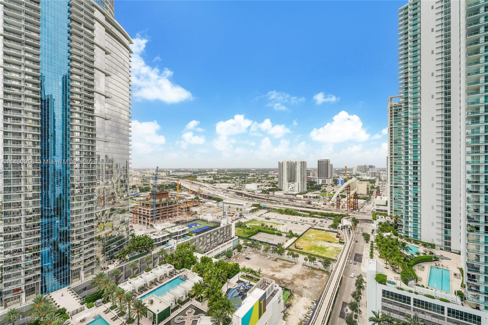 MARINABLUE CONDO - Residential