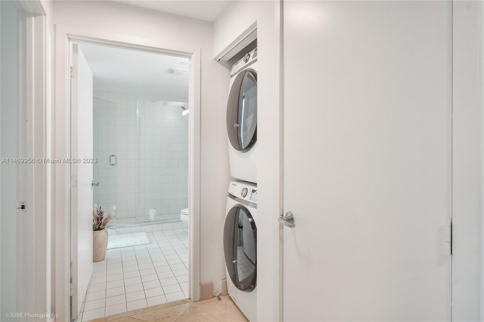 MARINABLUE CONDO - Residential