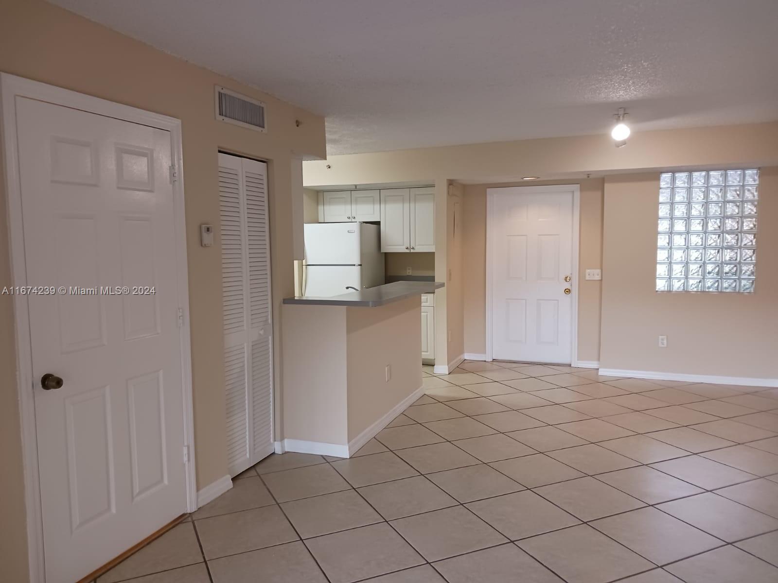 LA VIA CONDO - Residential Lease