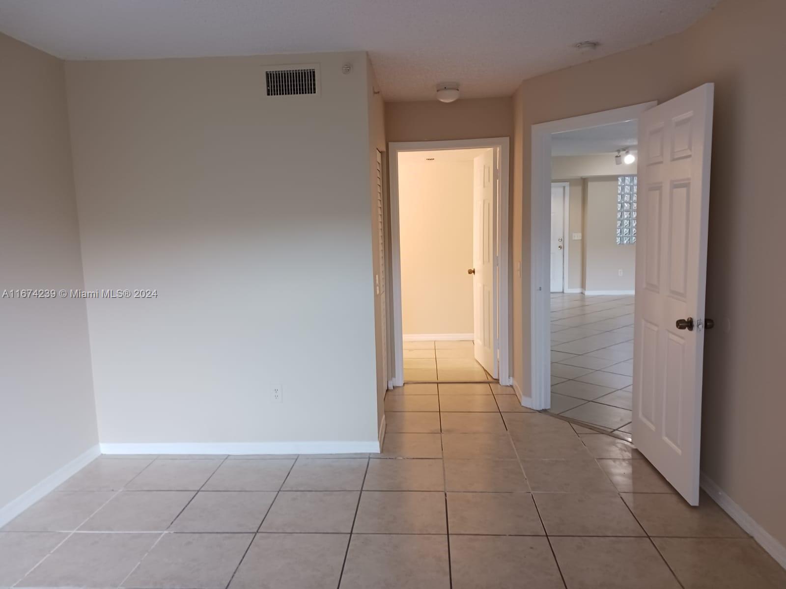LA VIA CONDO - Residential Lease