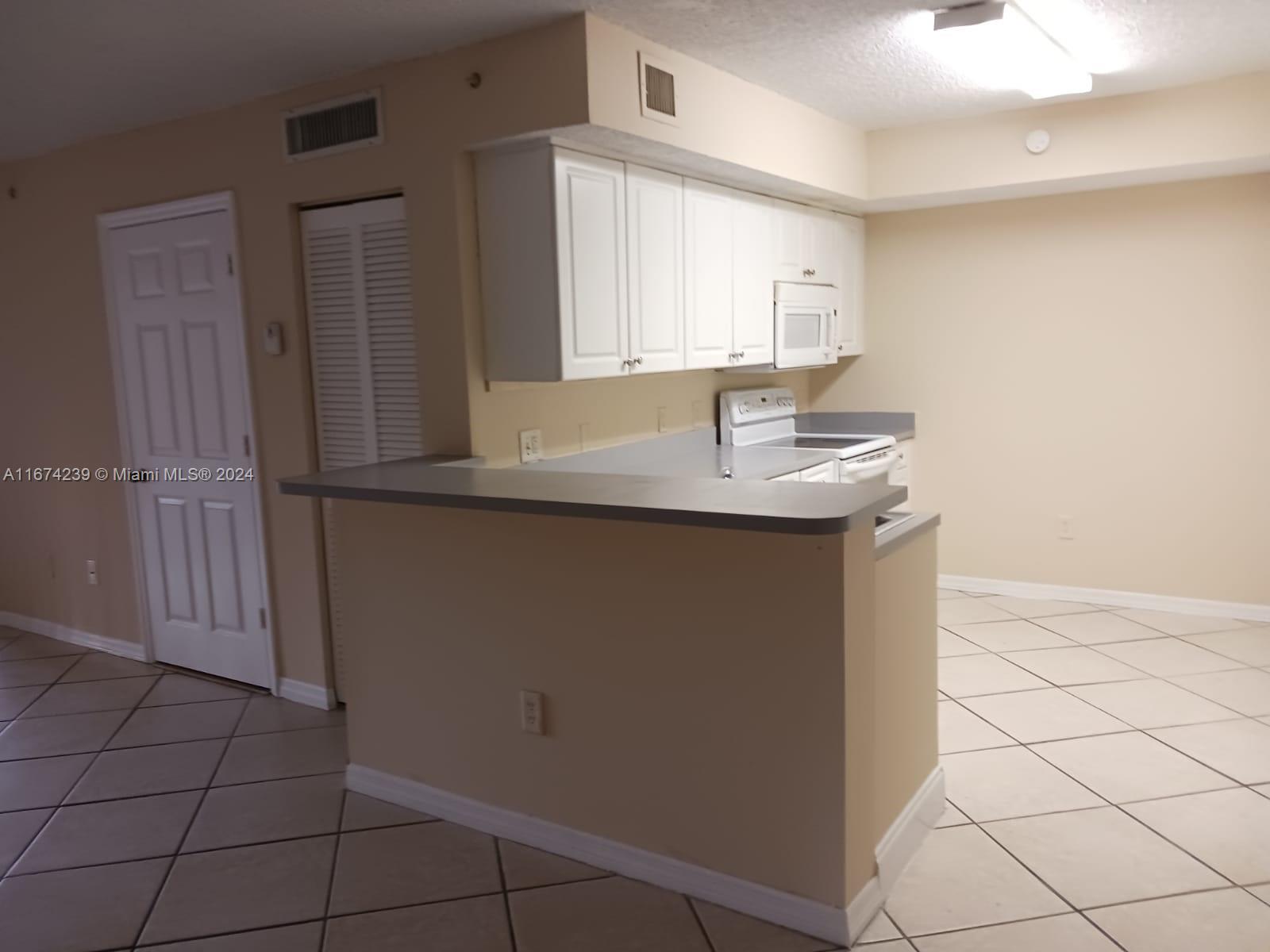 LA VIA CONDO - Residential Lease