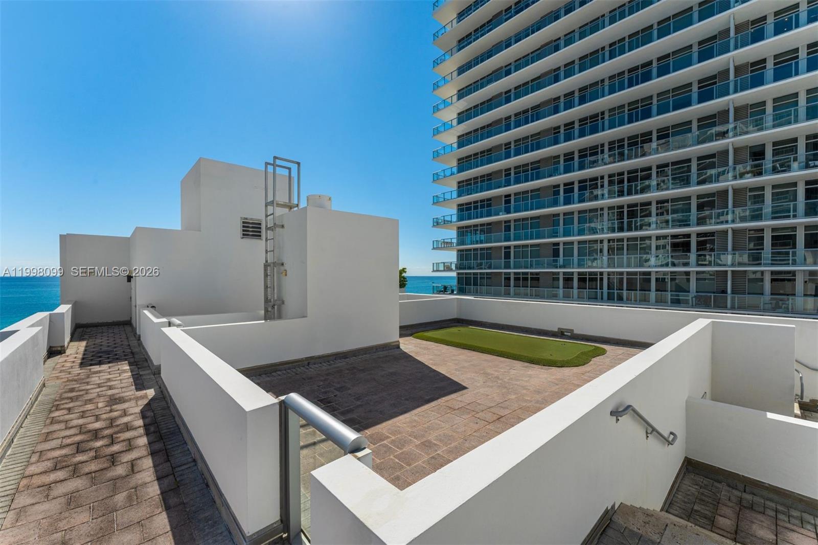The Caribbean - Residential