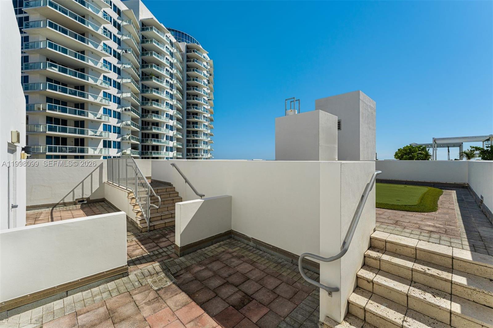 The Caribbean - Residential