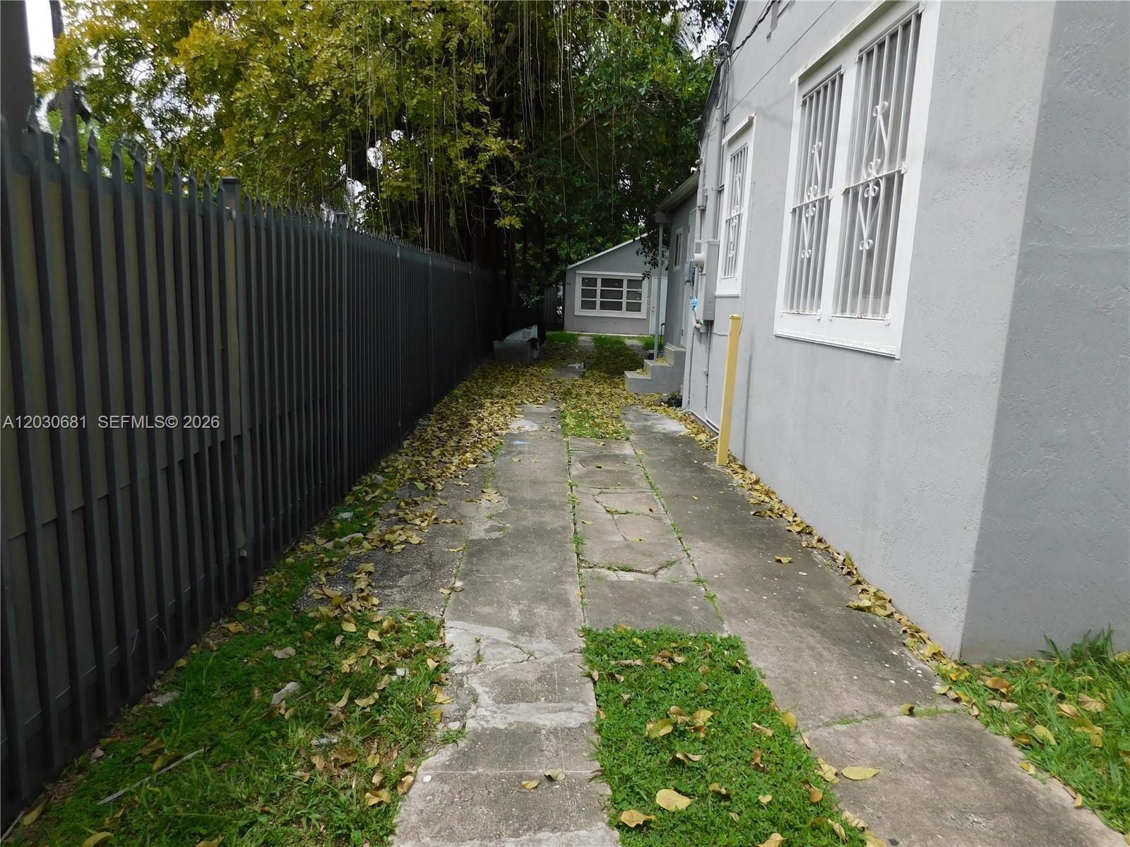 EVERGREEN GARDENS - Residential Lease
