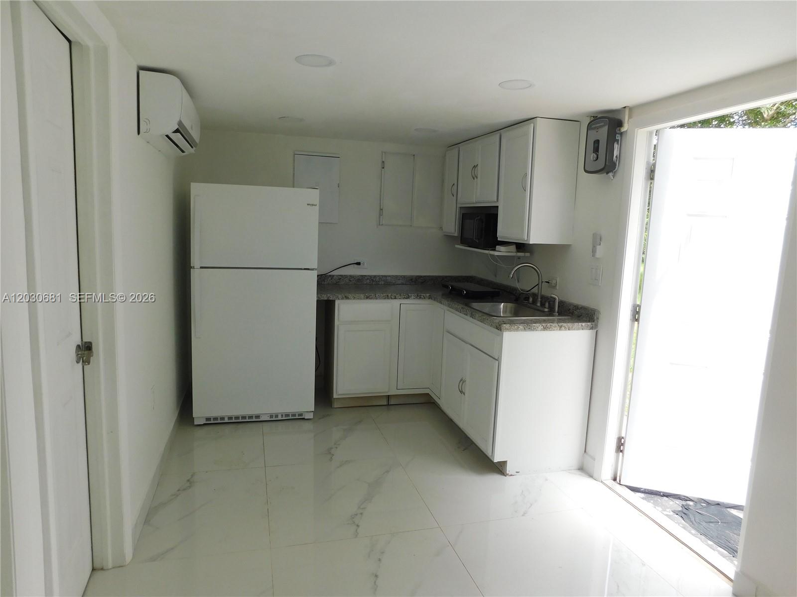 EVERGREEN GARDENS - Residential Lease