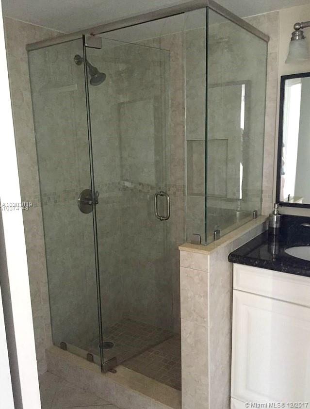 CROSS FOX CONDO - Residential Lease