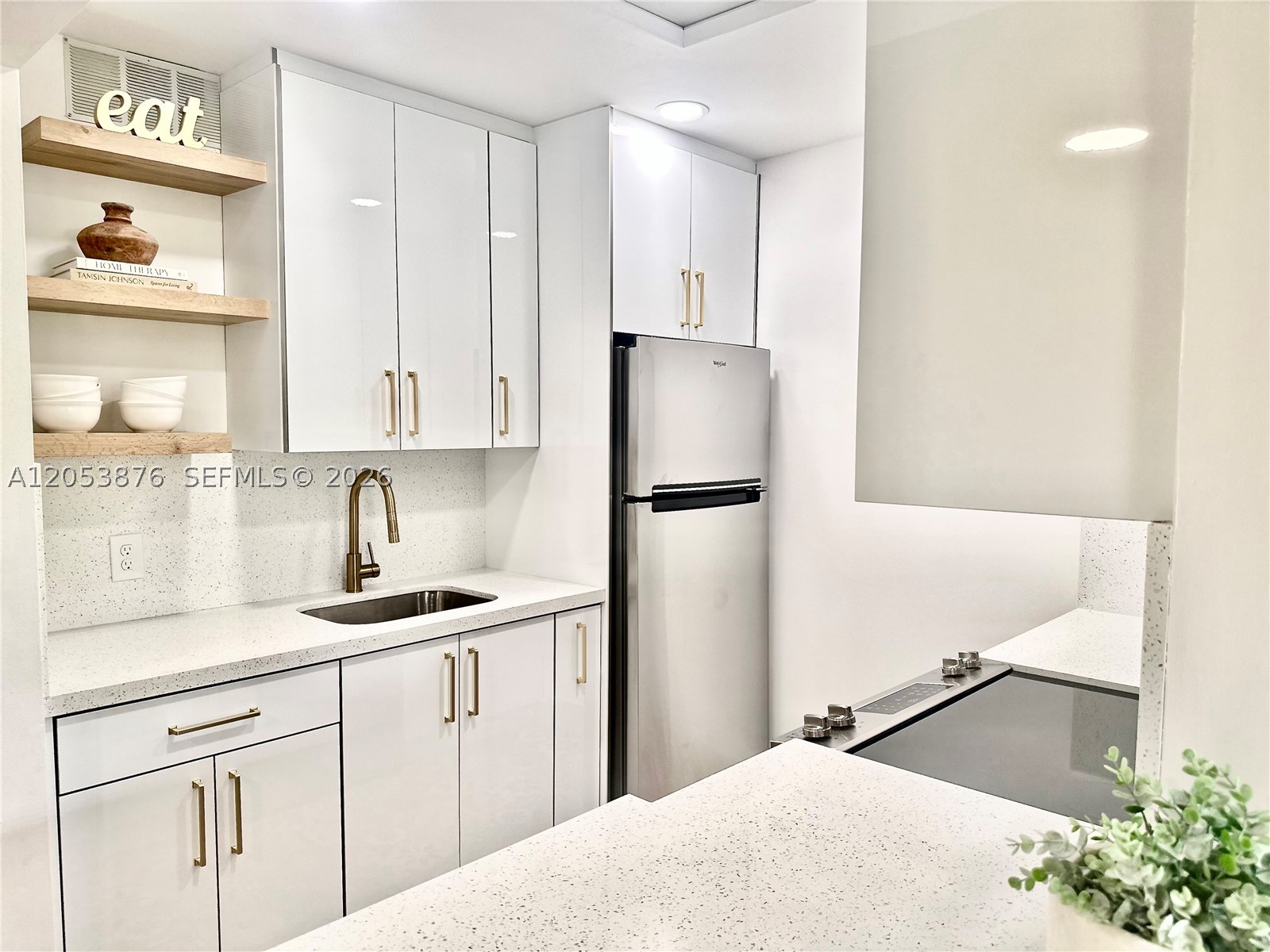 NEW HAMPTON AT CENTURY VI - Residential