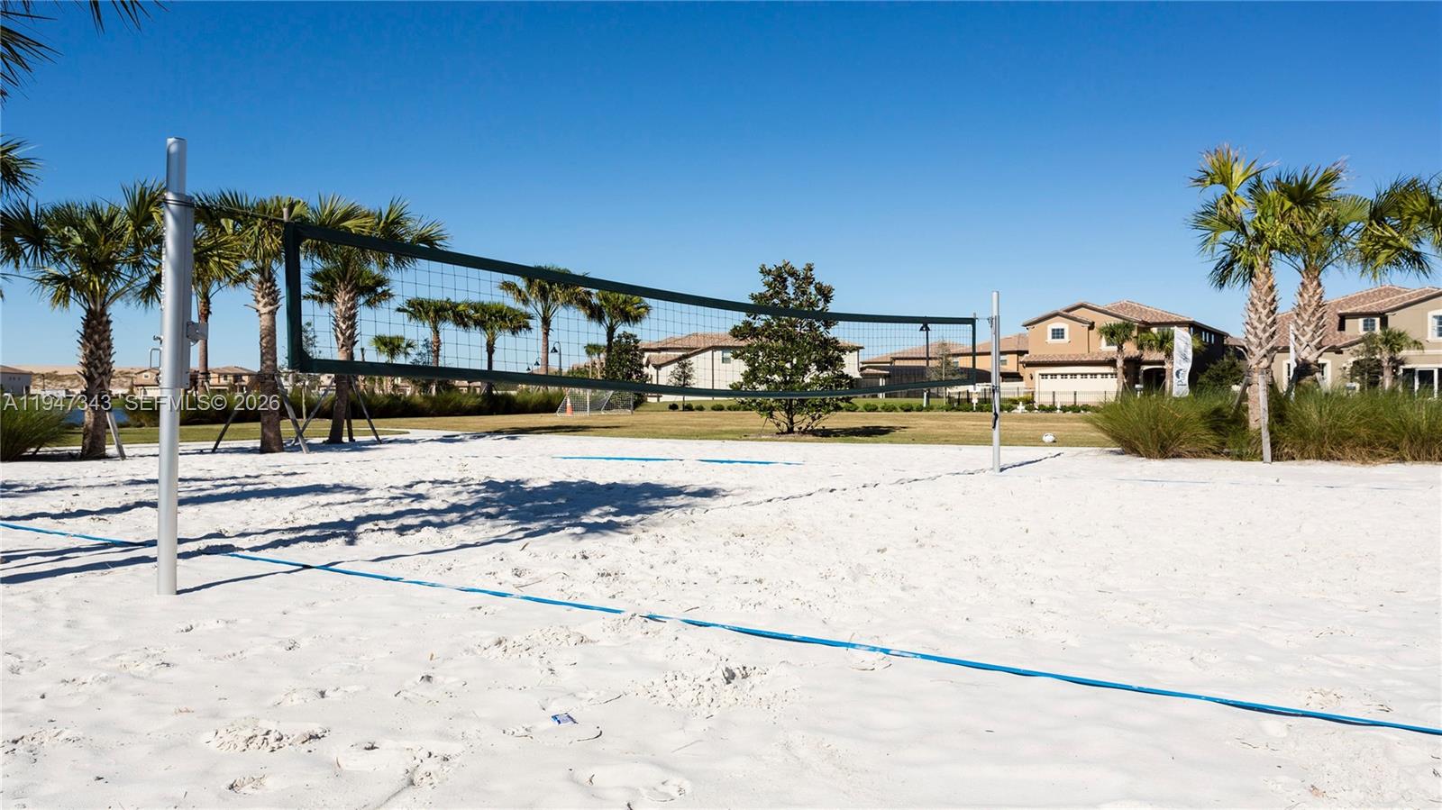 WINDSOR AT WESTSIDE - Residential