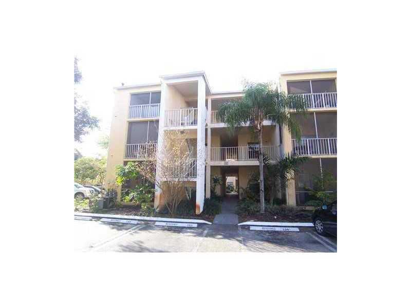 HAMMOCKS TRAILS CONDO - Residential Lease