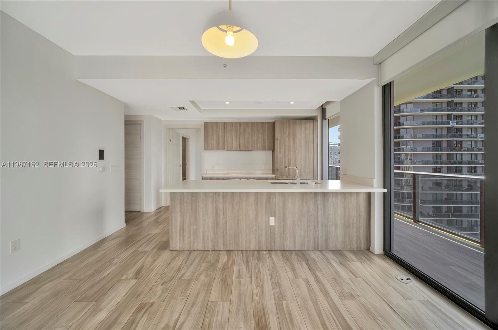 801 SMA RESIDENCES CONDO - Residential