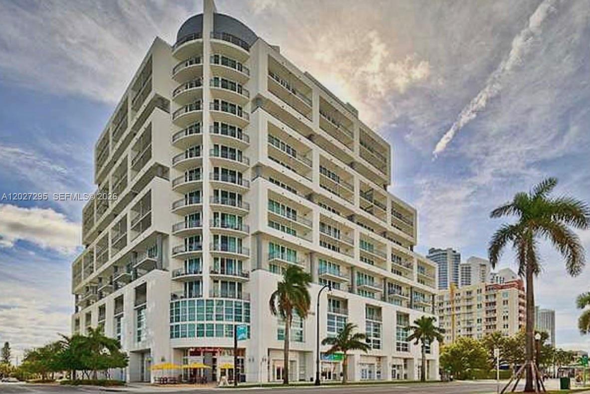 Bright and modern city residence ideally located on the corner of Biscayne Blvd in the heart of Miami’s highly desirable Edgewater neighborhood. This well-appointed unit features an in-unit washer and dryer for added convenience, along with one assigned parking space.
Enjoy living in a secure condominium offering excellent amenities, including a large swimming pool and relaxing hot tub. Perfectly situated steps from Whole Foods market and minutes from Wynwood, Downtown Miami, the Adrienne Arsht Center, and the Miami Heat arena.
Available for immediate occupancy.