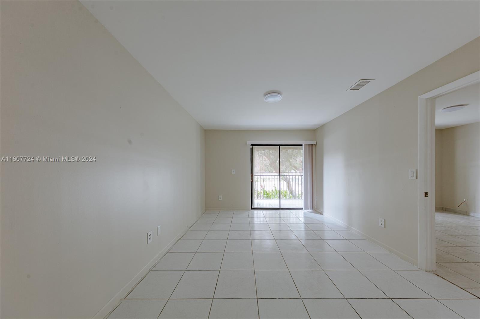 BANYAN TREE SIX CONDO - Residential Lease