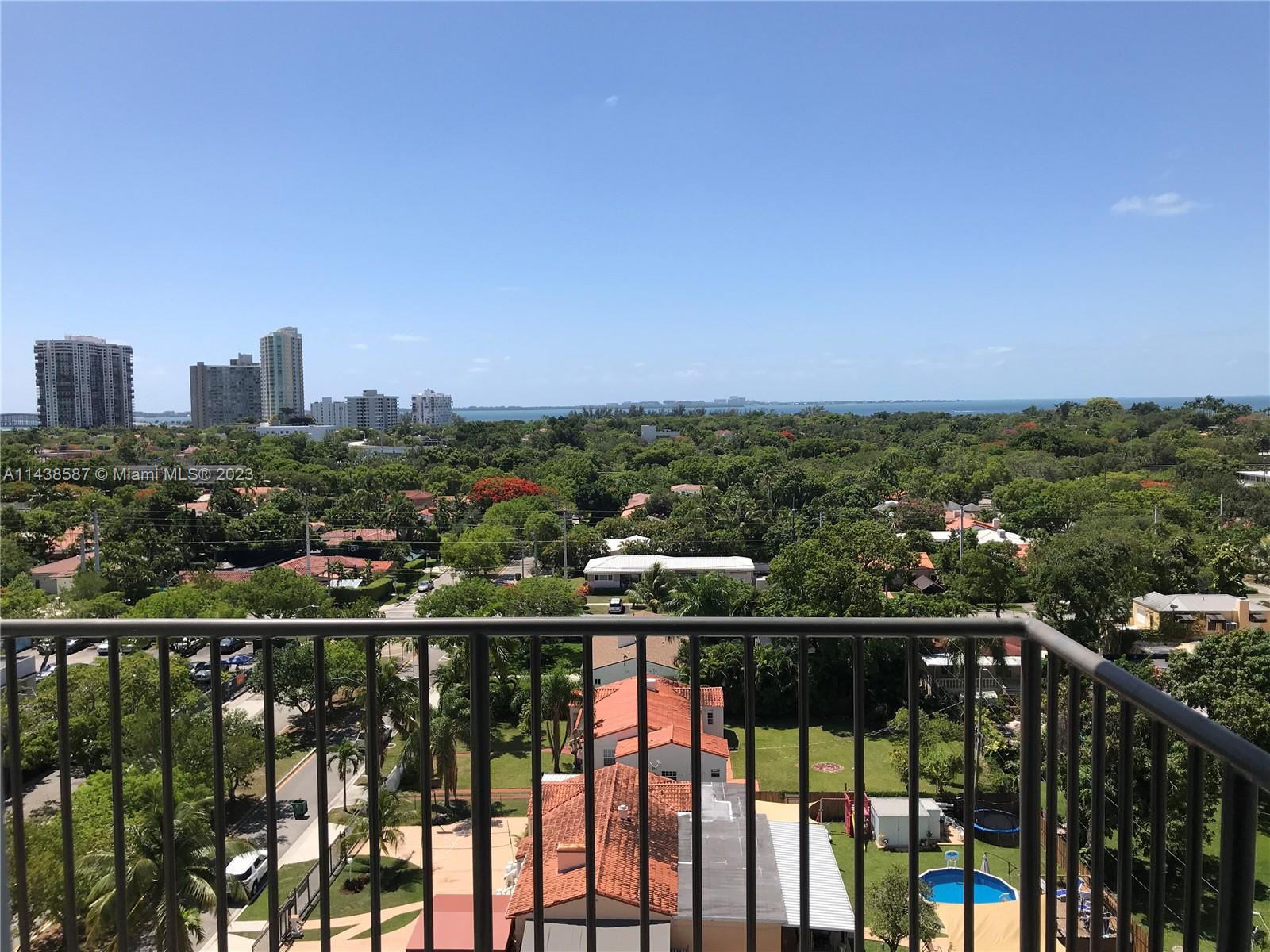 BRICKELL WAY CONDO - Residential Lease