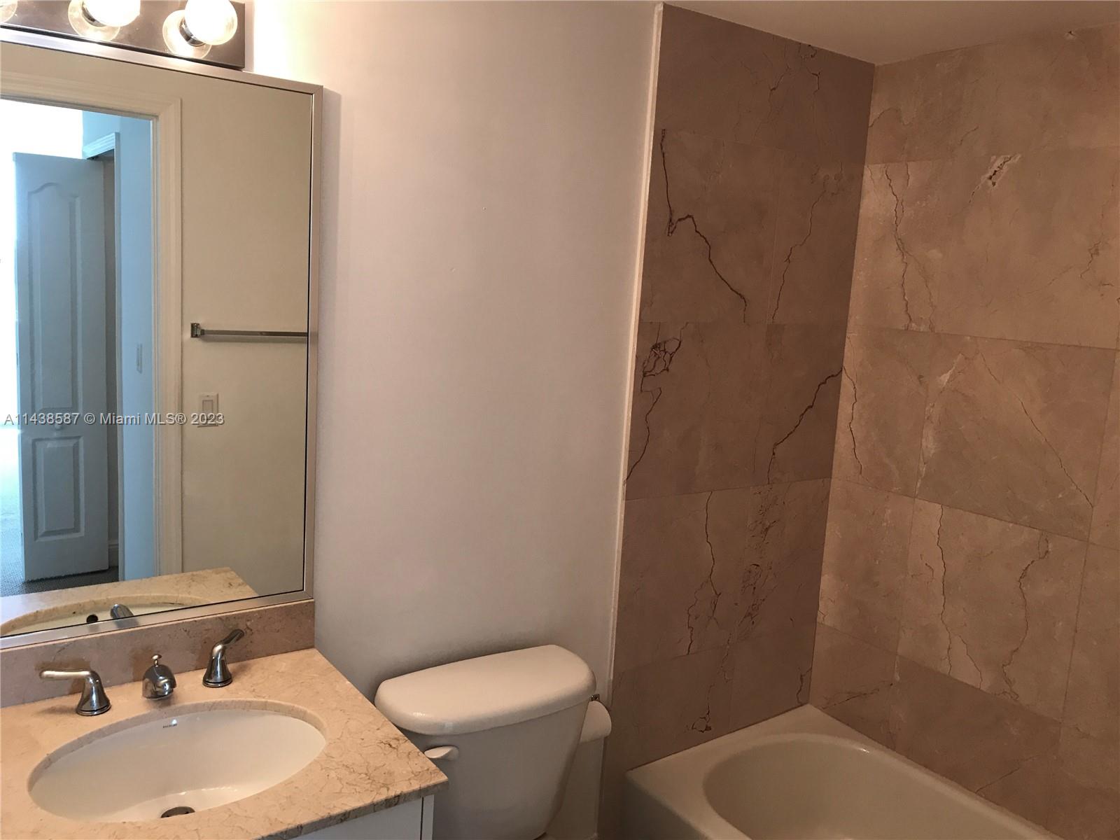 BRICKELL WAY CONDO - Residential Lease