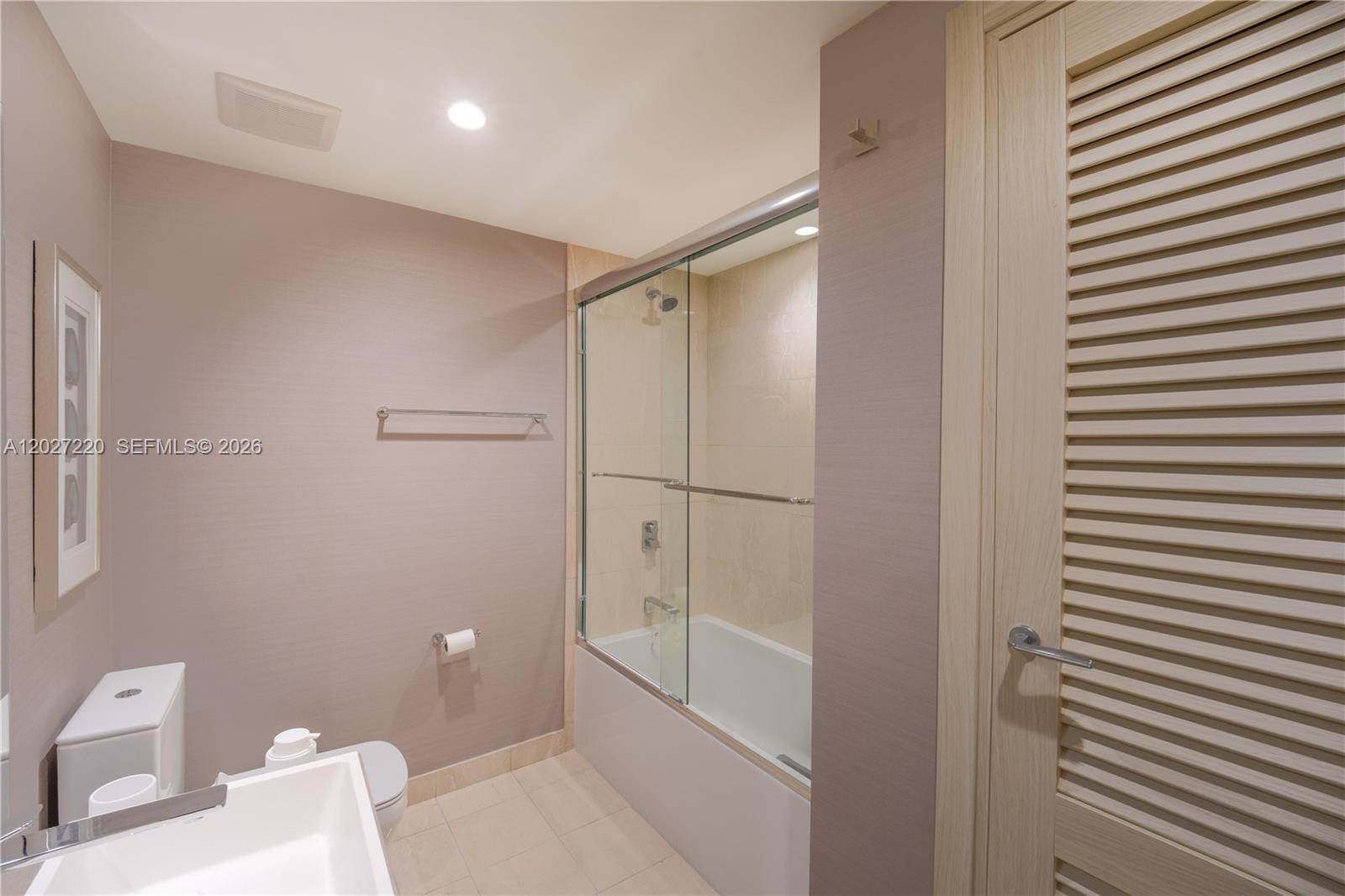 BRICKELL FLATIRON CONDO - Residential Lease
