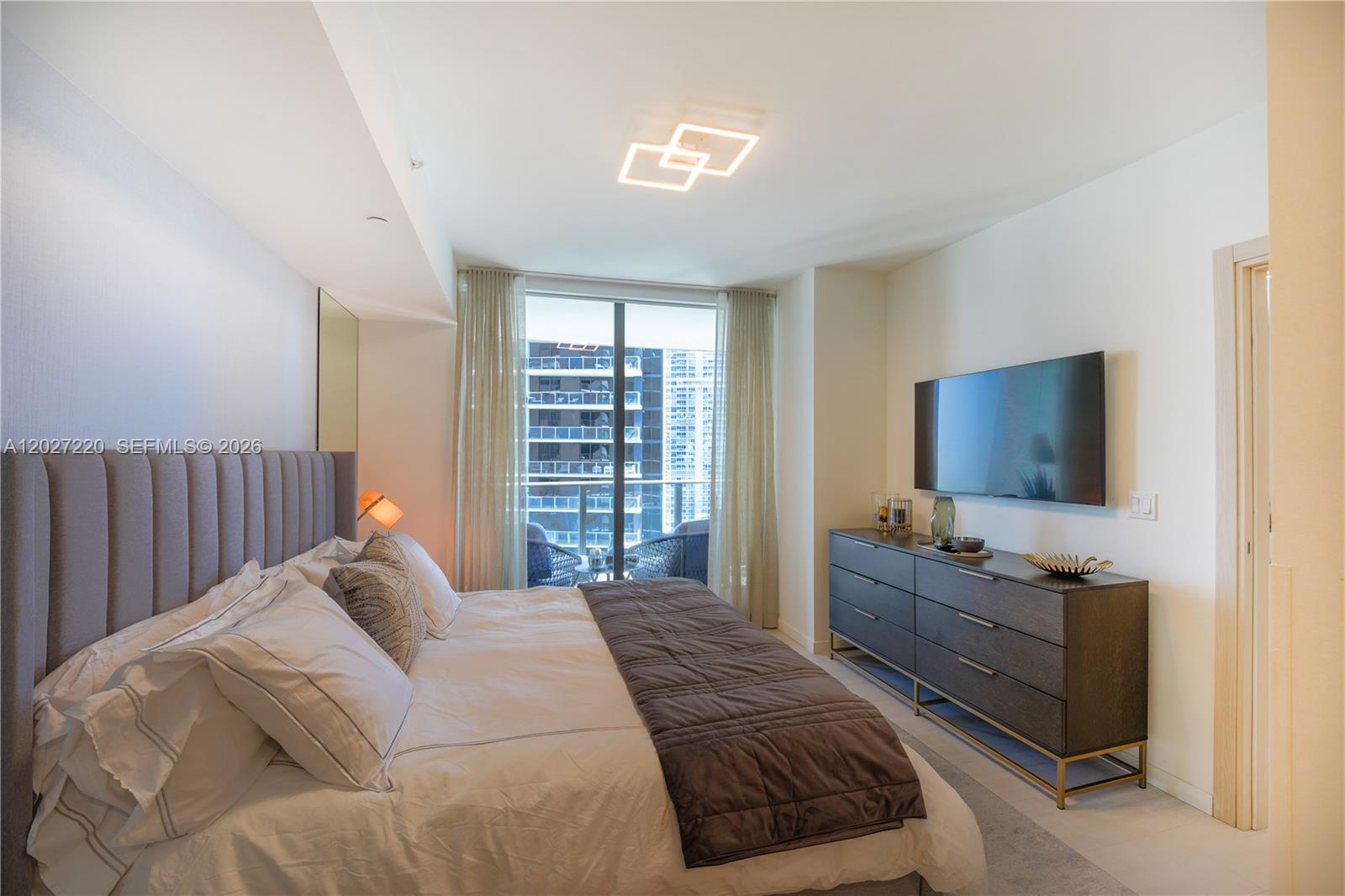 BRICKELL FLATIRON CONDO - Residential Lease