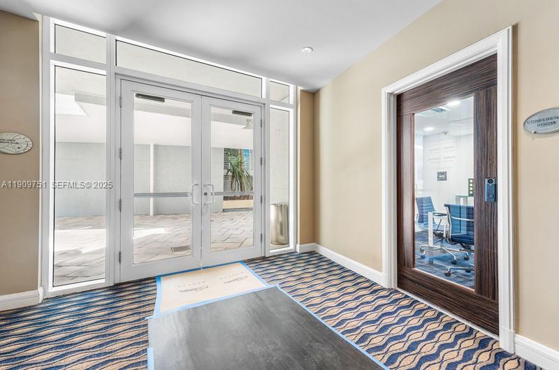 VIZCAYNE SOUTH CONDO - Residential