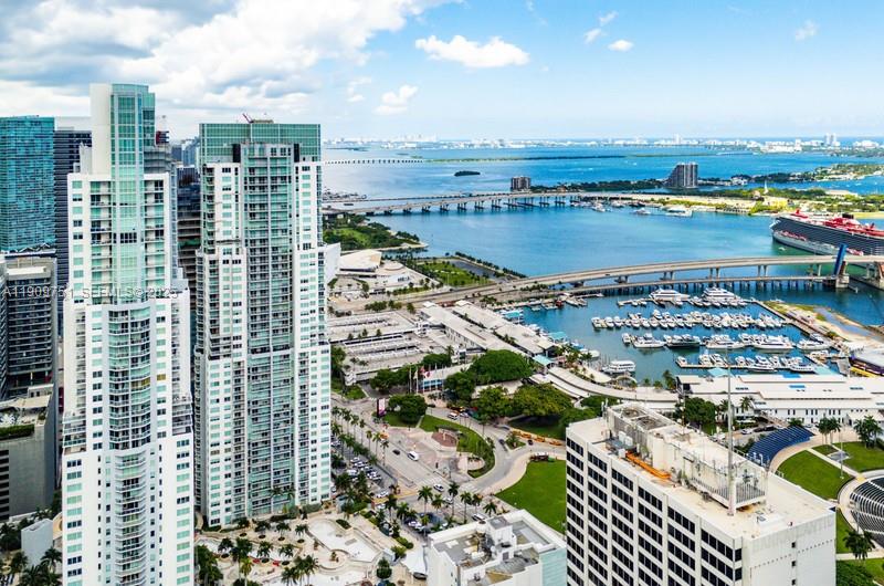 VIZCAYNE SOUTH CONDO - Residential