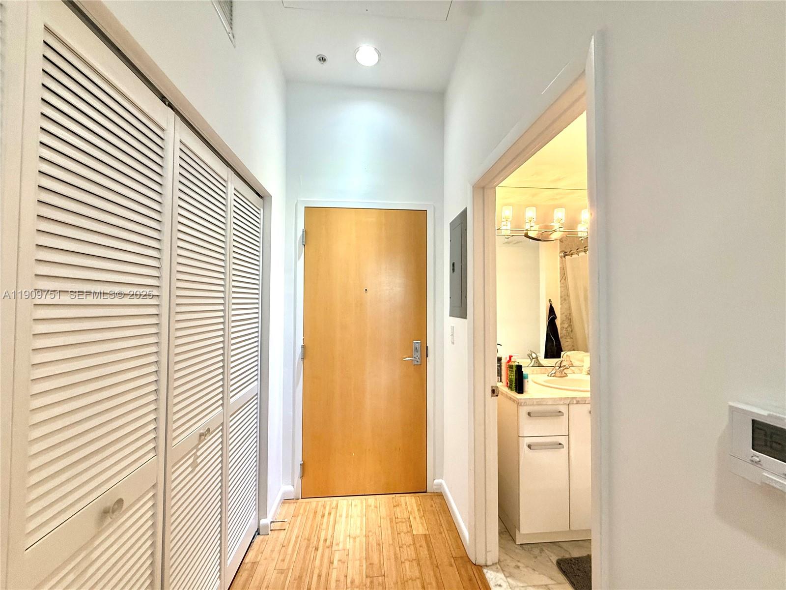VIZCAYNE SOUTH CONDO - Residential