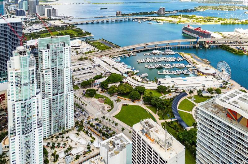 VIZCAYNE SOUTH CONDO - Residential