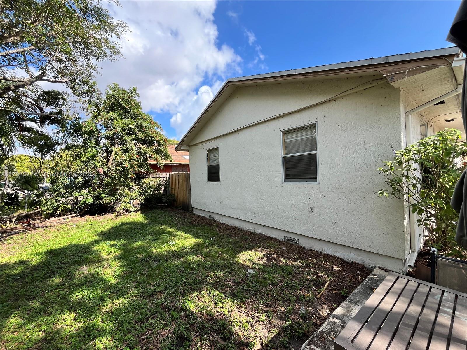 Perfect investment property located in desired neighborhood. This property has a split floor plan with a 3/1 house and a 1/1 next to it with its own entrance and full privacy. you can rent either or or even both as it was. Fence was just fully rebuilt with permit. AC is 2 years old. Roof is about 10 years old. Please use Showing Time assist for appointment. NO BLIND OFFERS WILL BE ACCEPTED